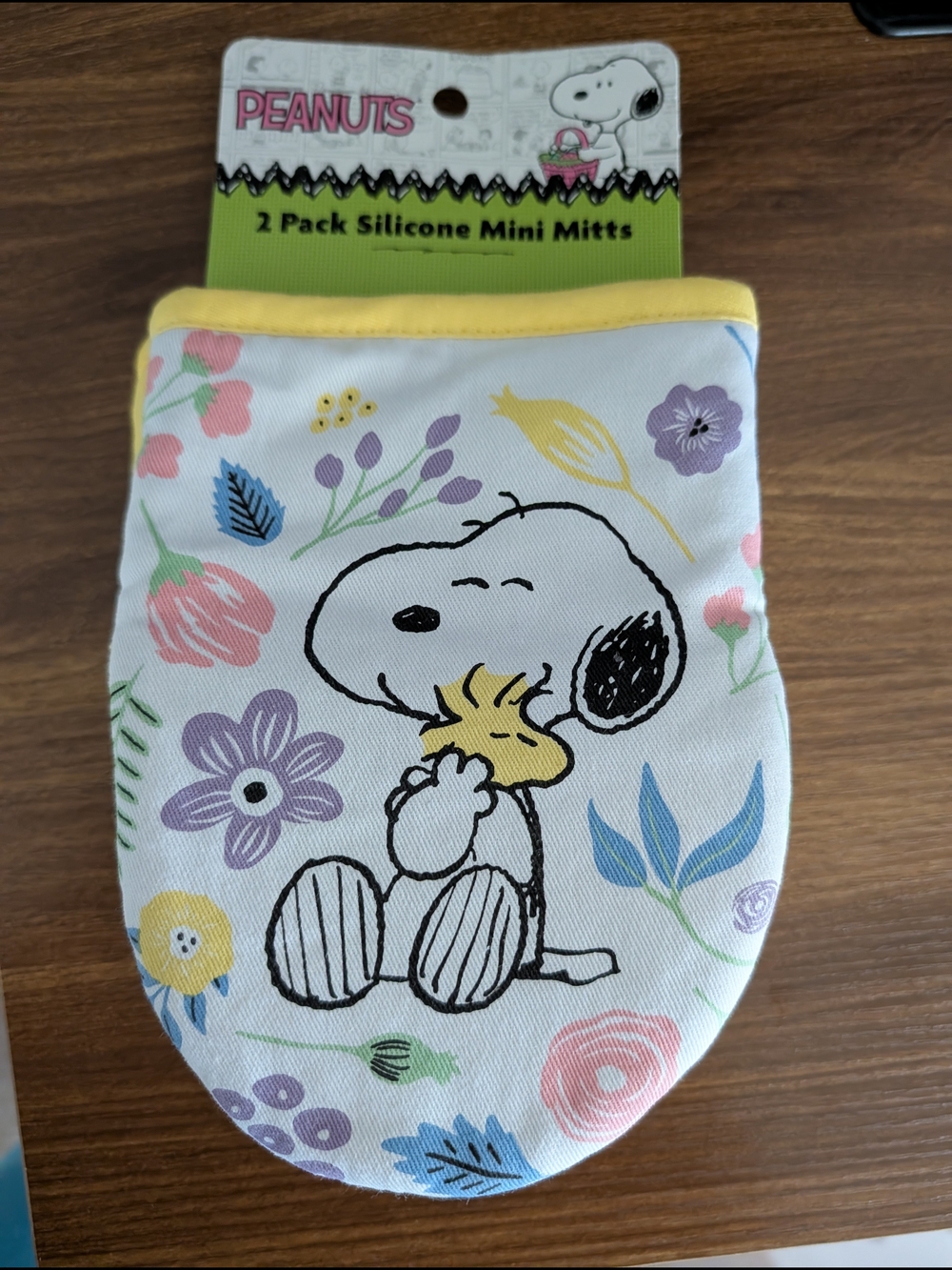 Peanuts Snoopy Spring Mini Mitts - Floral Print